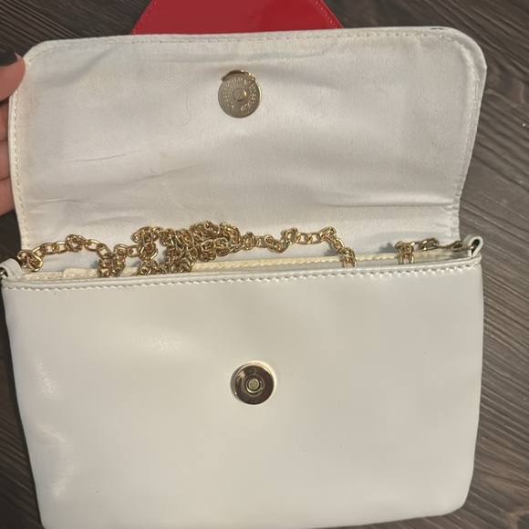 Smile with red lipstick Purse - Picture 3 of 4